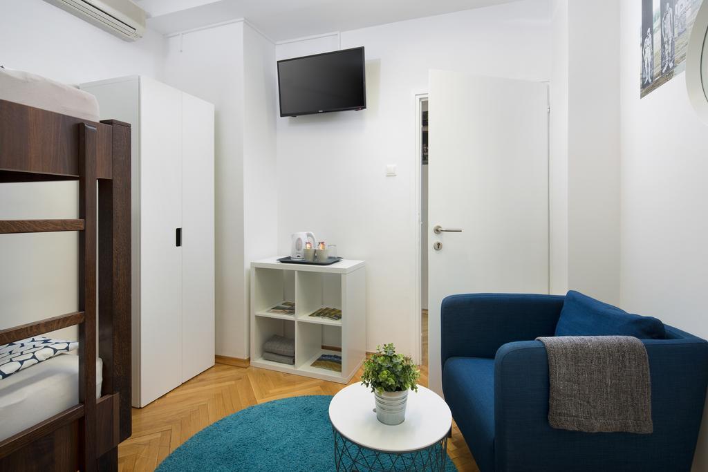 Bureau Hostel